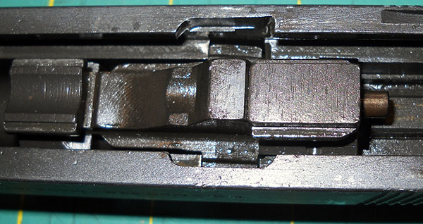 detail, Beretta 92S barrel lock engaged